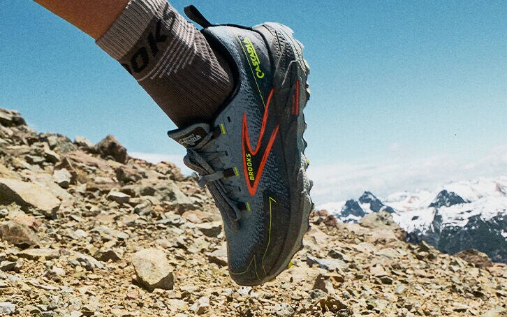 Brooks hiking online