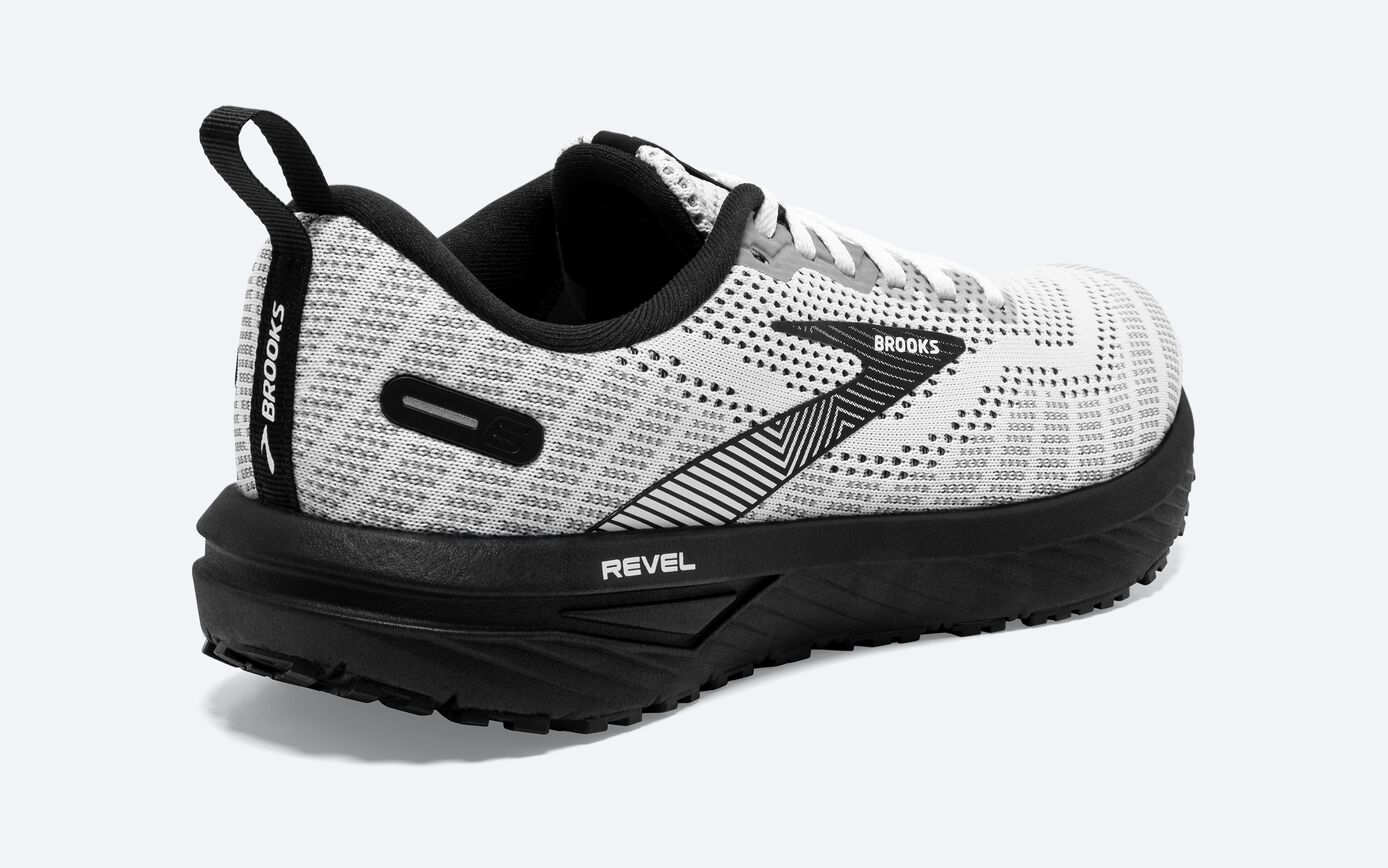 Brooks Men's Revel 6 Neutral Running Shoe
