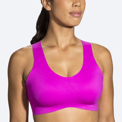 Brooks Women's Dare Strappy 2.0 Run Bra (BRK-350087 4946185 30 A/B (657)  JAMBERRY) : : Clothing, Shoes & Accessories