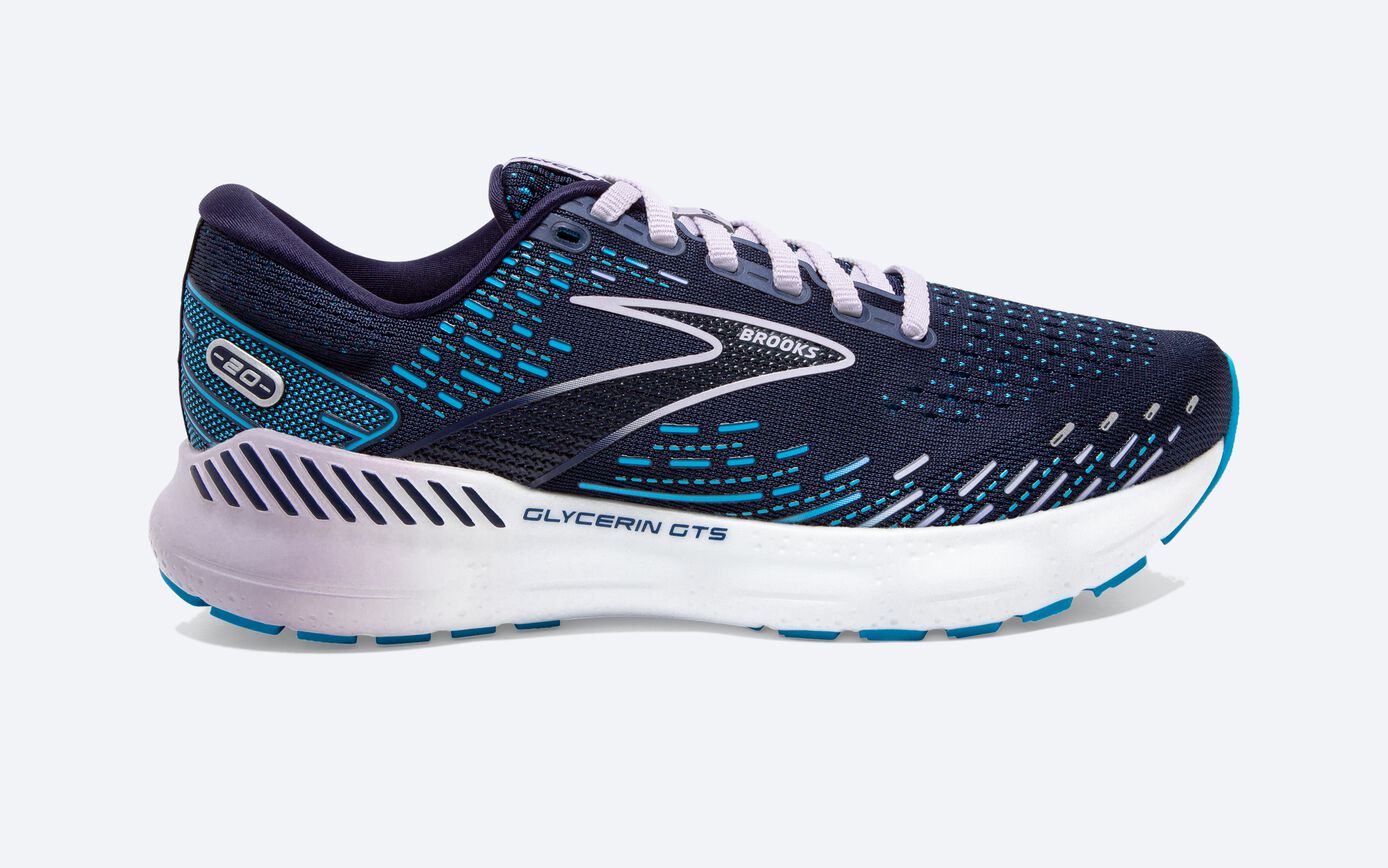 The 9 Best Brooks Running Shoes for 2023 - Brooks Running Shoe Reviews