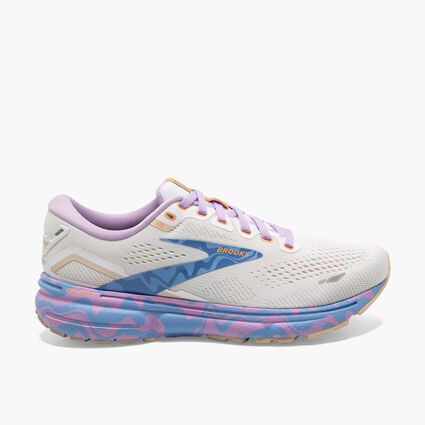 Side (right) view of Brooks Ghost 15 for women